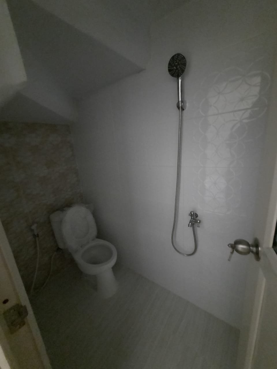 Dijual Murah Rumah Non Cluster Kav.B di Jln Moh Kahfi 2 Jagakarsa Jakarta Selatan - 6