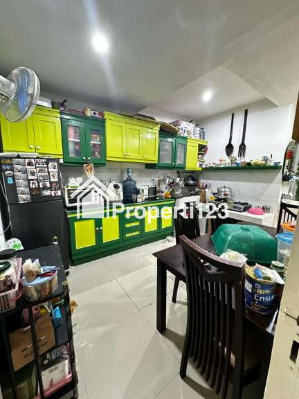 Dijual Rumah Bagus di Taman Puspa Raya Citraland Baru Renovasi Siap Huni - 3