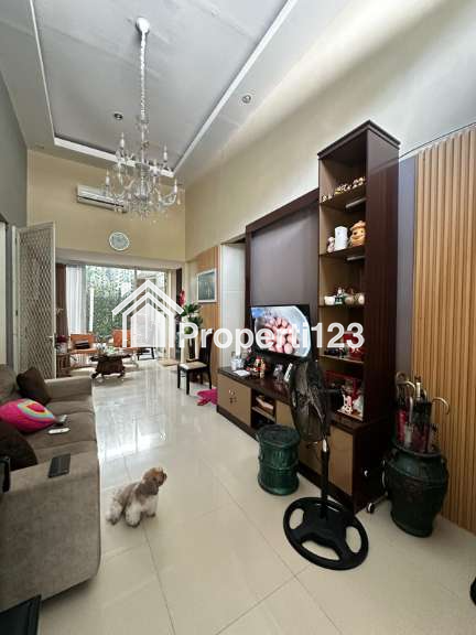 Dijual Rumah Bagus di Taman Puspa Raya Citraland Baru Renovasi Siap Huni - 6