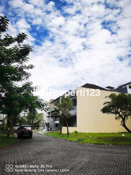 Dijual Rumah Istimewa The Mansion Pakuwon Indah - 3