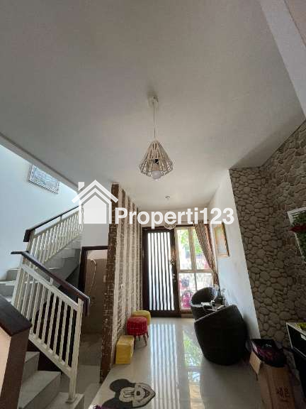 Rumah Murah Kebonsari Elveka Jambangan Surabaya Selatan Minimalis 2 Lantai - 15