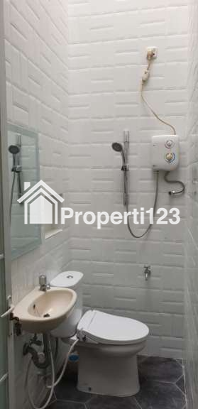 DISEWAKAN RUMAH DENGAN KONDISI BAGUS DI MEDITERANIA REGENCY CIKUNIR - 14