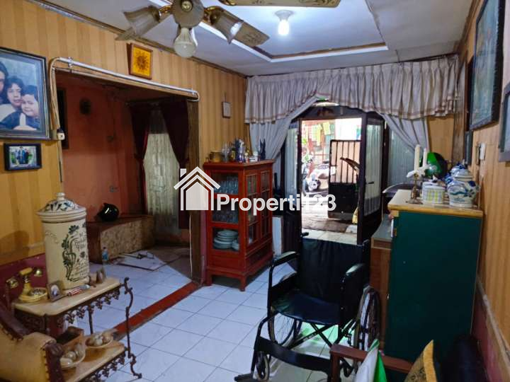 Dijual Rumah Kost Terbaik dekat Mall Blok M Jl Bangka Kemang Jakarta Selatan - 2