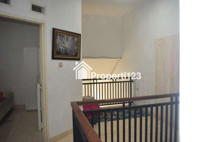 Rumah Murah 2 Lantai Green Park Residence Jatiwarna Bekasi - 9