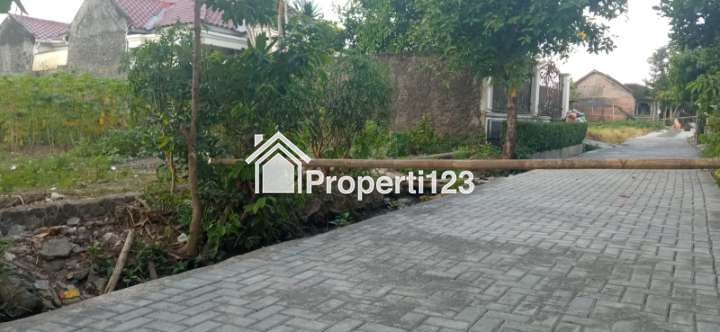 Tanah Dijual Jogja 100an m2 Jalan Magelang Dalam Ringroad - 2