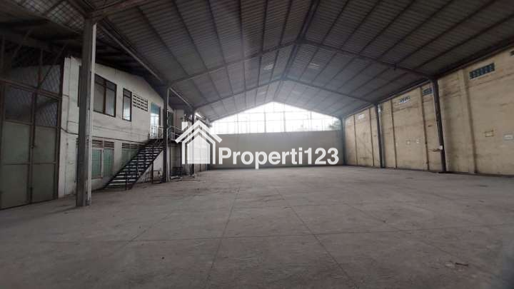 Dijual Gudang Dan Kantor 2 Lantai Lokasi Strategis Dan Luas di Jakarta Timur - 4