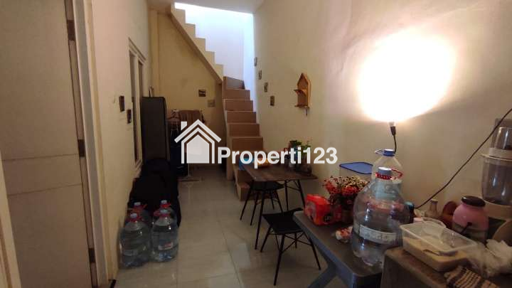 Rumah 2 Lantai Dekat Tol Pakis Malang - 8