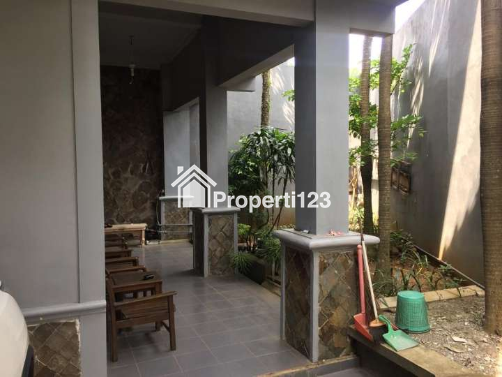Rumah Mewah 2 Lantai FULL FURNISH Bumi Asri Sengkaling - 5