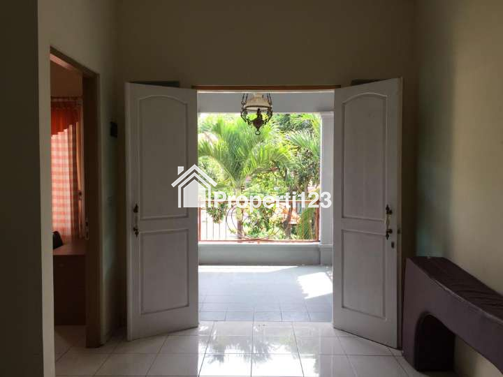 Rumah Mewah 2 Lantai FULL FURNISH Bumi Asri Sengkaling - 8