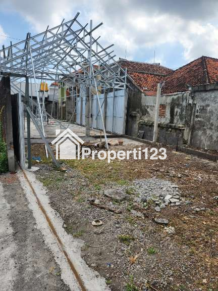 Disewakan gudang 200 m2 jl Ahmad Yani Peguyangan Denpasar Bali - 2
