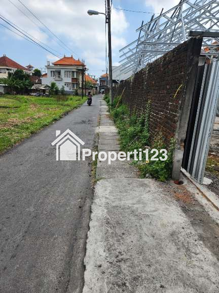 Disewakan gudang 200 m2 jl Ahmad Yani Peguyangan Denpasar Bali - 3