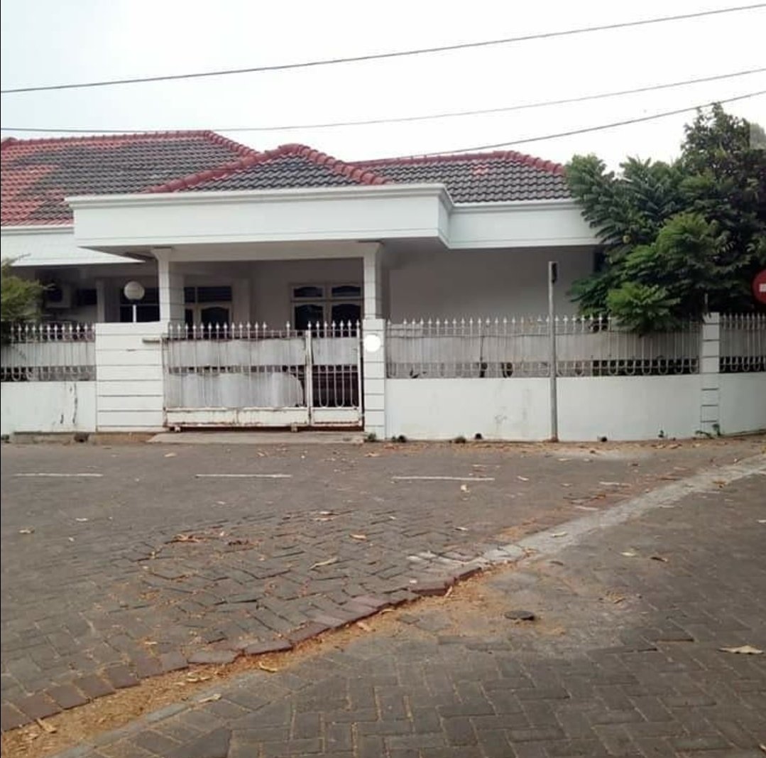 Jual Rumah Hook Taman Pondok Indah Wiyung - 1