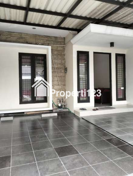Rumah Strategis Full Furnished Siap Huni Lokasi Bendul Merisi Surabaya - 4
