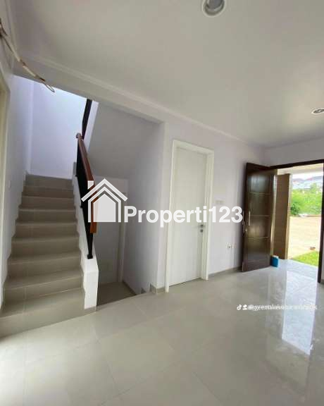 Jual Rumah Baru Ready Huni Cantik Cibubur lokasi Bagus Dekat Ke Jakarta - 2