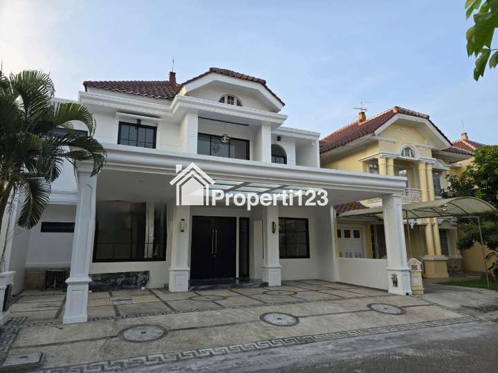 Rumah American Classic Baru Renov Lokasi Pakuwon City Surabaya - 10