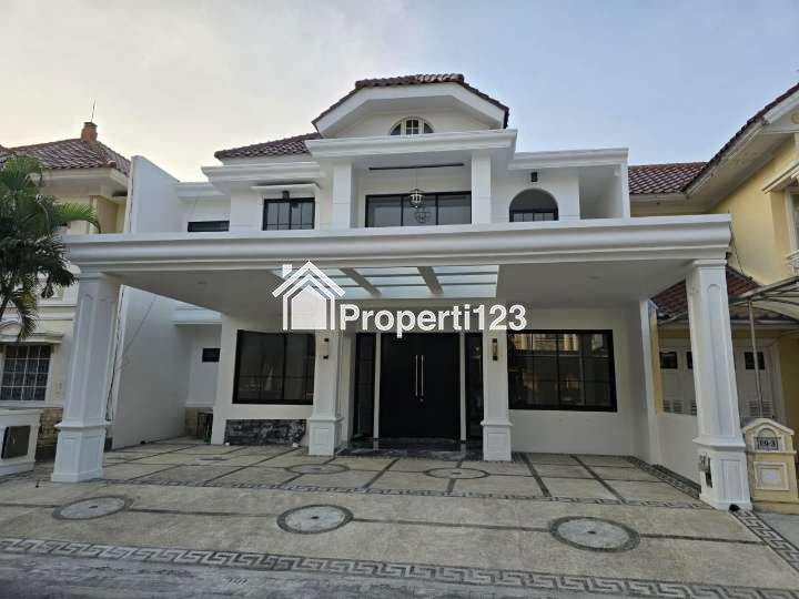 Rumah American Classic Baru Renov Lokasi Pakuwon City Surabaya - 9