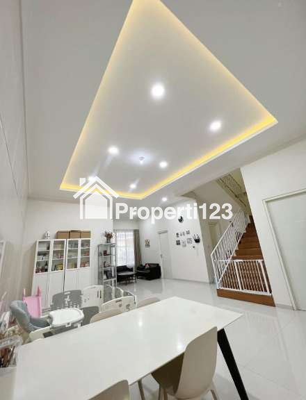 Rumah Modern Minimalis Siap Huni Lokasi Sutorejo Utara Surabaya - 13