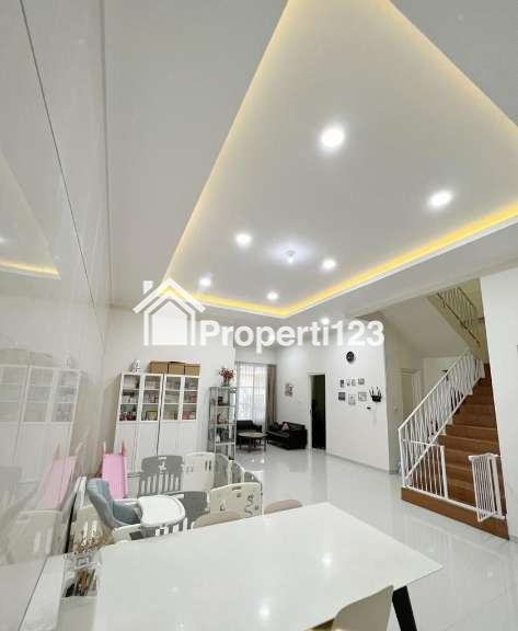 Rumah Modern Minimalis Siap Huni Lokasi Sutorejo Utara Surabaya - 4