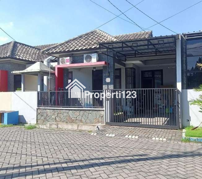 Rumah Murah Siap Huni Lokasi Babatan Pratama Wiyung Surabaya - 2