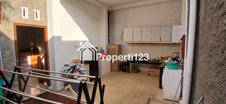 RUMAH 2 LANTAI HARGA MURAH DI PURWOMARTANI DEKAT PAMRLLA 7 - 6