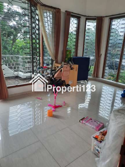 Rumah Mewah 2 Lantai Komplek Dharmahusada Indah Siap Huni - 8