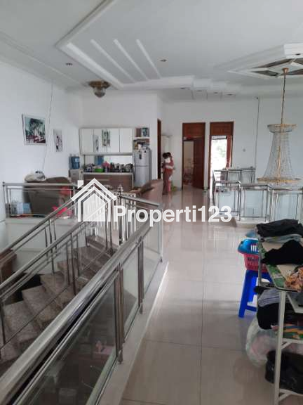 Rumah Mewah 2 Lantai Komplek Dharmahusada Indah Siap Huni - 6