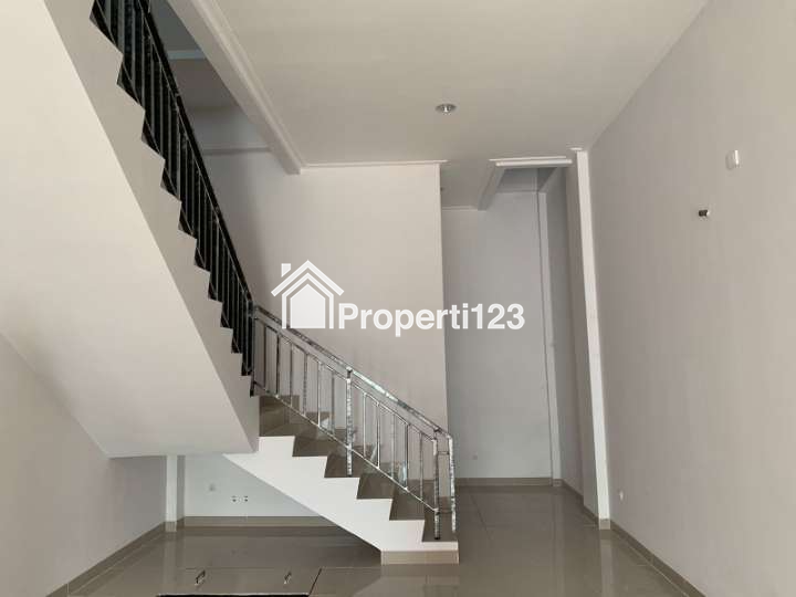 Dijual ruko 4 lantai strategis Sedayu city, Kelapa Gading - 2