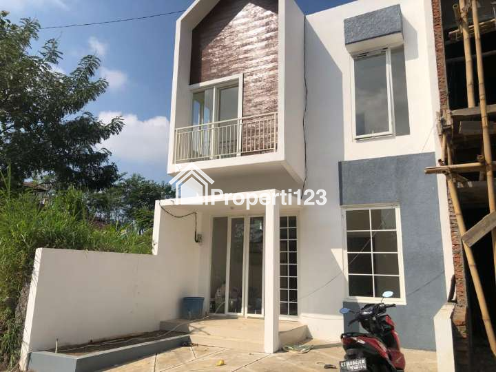 RUMAH 2 LANTAI SIAP HUNI BERLOKASI STRATEGIS DI MALANG - 2