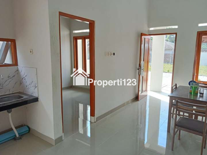 DIJUAL RUMAH MINIMALIS DENGAN ROOFTOP SELOMARTANI KALASAN, BISA KPR - 4