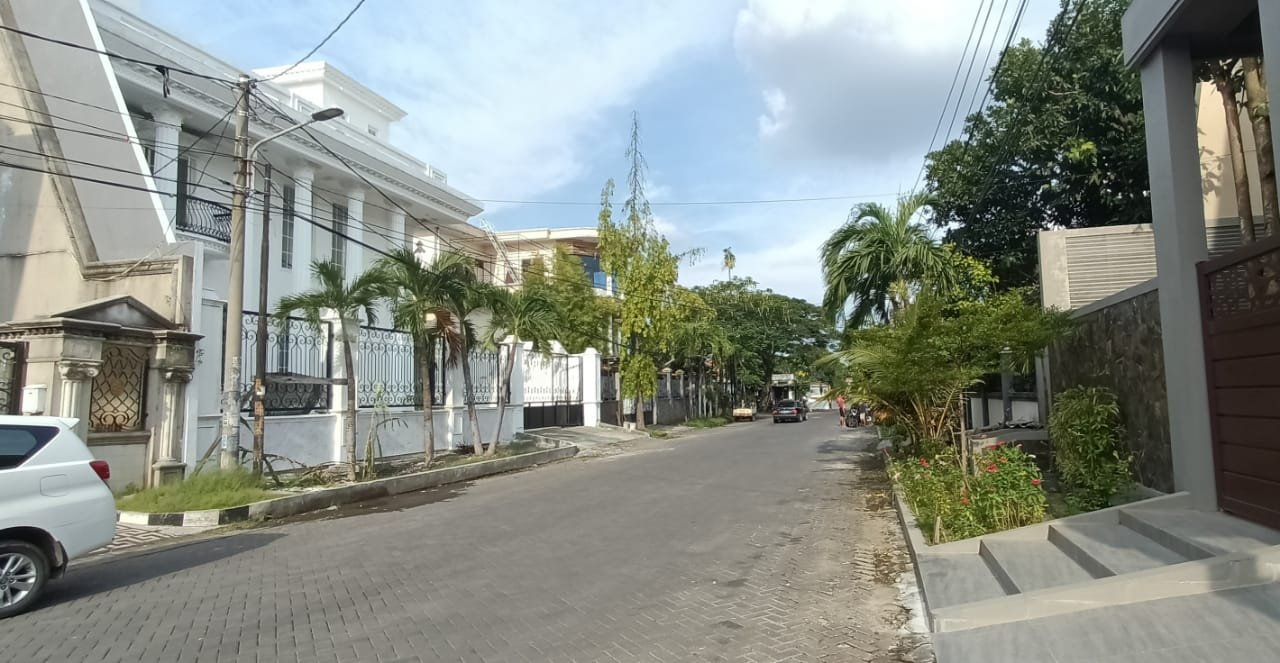Dijual Cepat Rumah Mewah Klasik Eropa America di Surabaya Selatan - 2