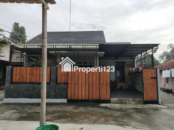 JUAL RUMAH SIAP HUNI TYPE LUAS 107m2 DI KLATEN SELATAN FREE 3 AC - 2