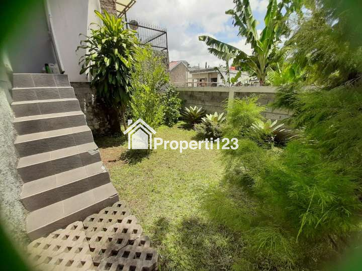 JUAL CEPAT! BU Rumah Sariwangi Luas Tanah Besar Ada Taman Siap Huni SHM - 4