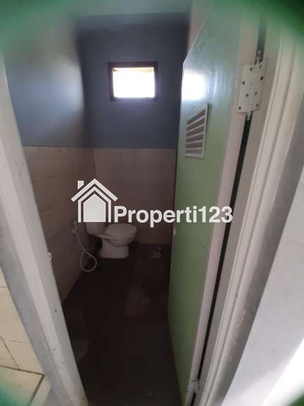 JUAL CEPAT! BU Rumah Sariwangi Luas Tanah Besar Ada Taman Siap Huni SHM - 3