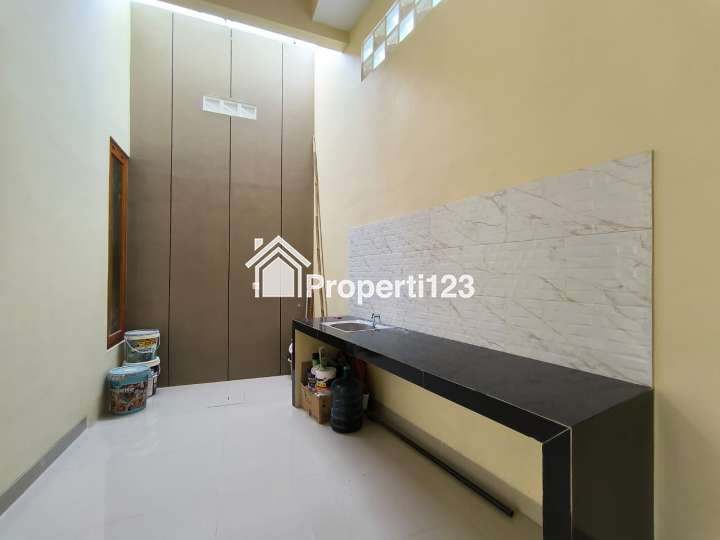 JUAL RUMAH SIAP HUNI ELEGAN LUAS INCLUDE PAGAR & CANOPY DI SLEMAN JOGJA - 6