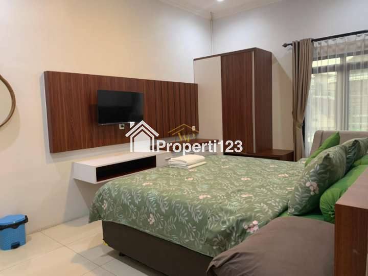 RUMAH 2 LANTAI DEKAT RS JIH FULL FURNISHED DI SLEMAN - 5