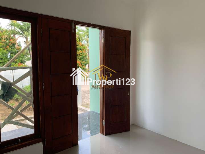 DIJUAL RUMAH CANTIK 2 LANTAI DEKAT GEMBIRA LOKA ZOO - 2