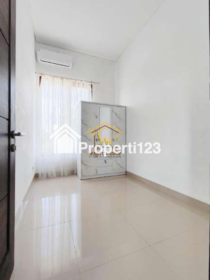 RUMAH MEWAH SEMI FURNISH DESAIN MODERN DI MAGUWOHARJO - 6