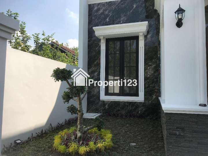 JUAL RUMAH SIAP HUNI TYPE LUAS 100/146m2 DI NGAGLIK DEKAT PASAR JANGKANG - 4