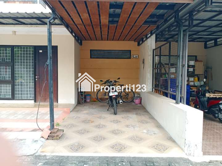 RUMAH SECOND MEWAH 2 LANTAI DEKAT KAMPUS UMY DI BANTUL - 3