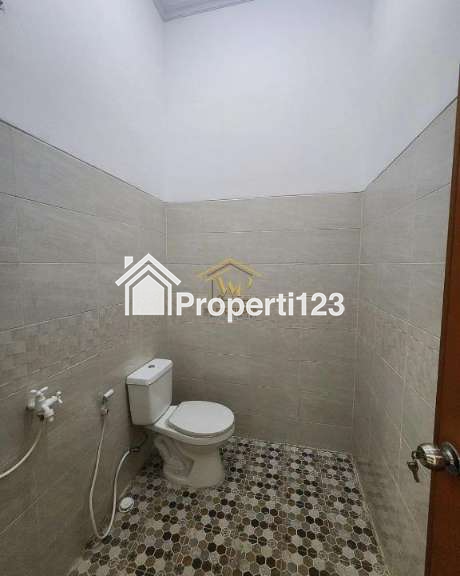 DIJUAL RUMAH MODERN DEKAT HOTEL SHERATON MAGUWOHARJO MENANTI ANDA! - 8