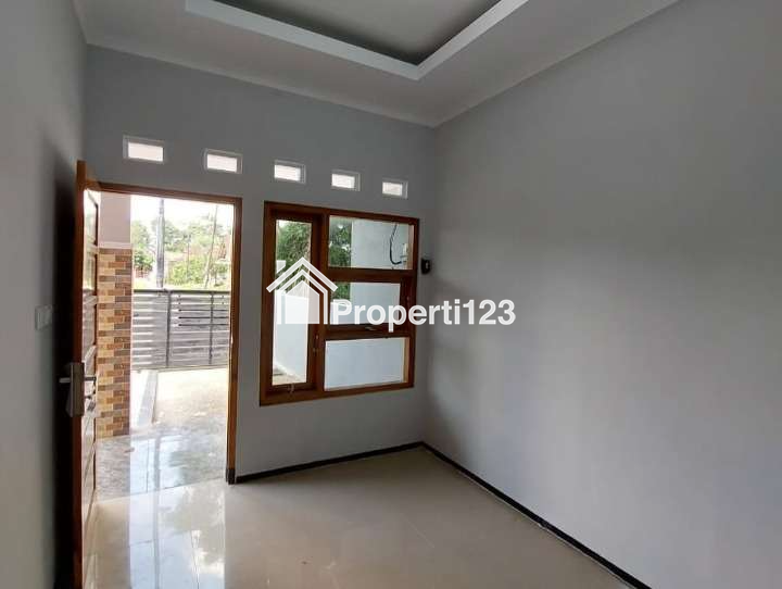 JUAL RUMAH SIAP HUNI DESAINT MODERN BISA KPR, SELOMARTANI SLEMAN - 2
