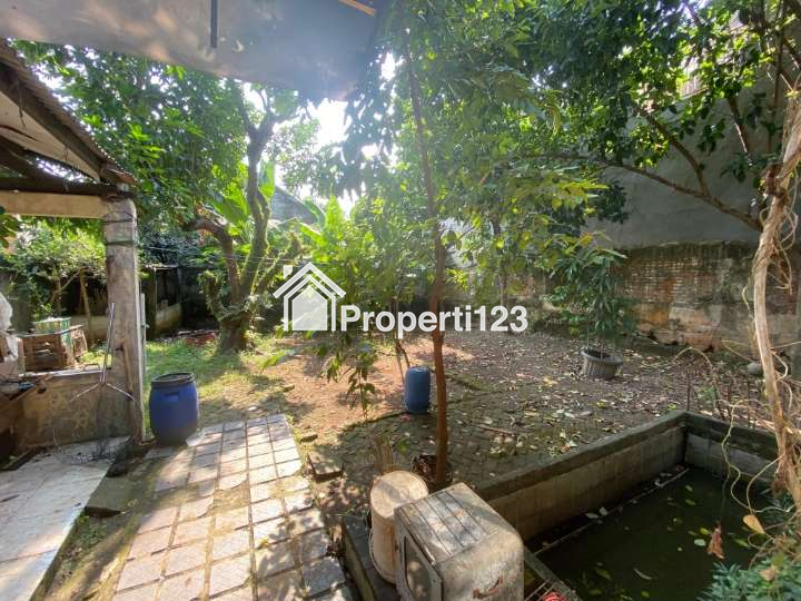 Rumah Tanah Luas Graha Raya Bintaro Pondok Aren Tangerang Selatan - 17