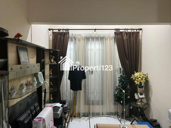 Rumah Full Furnished di Petemon Pusat Kota Surabaya - 4