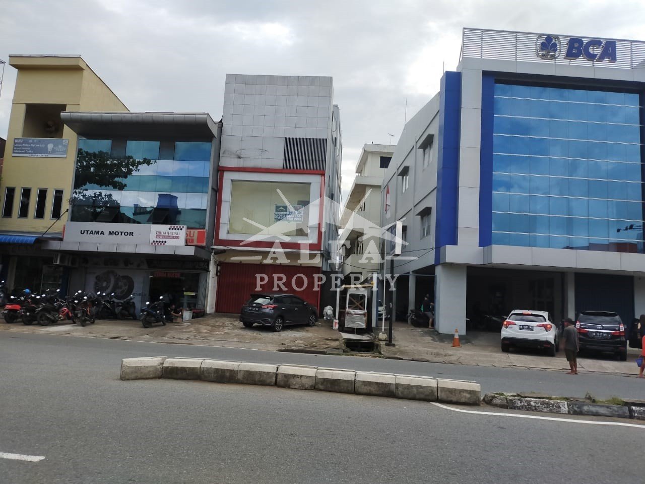 Ruko Gajahmada, Pontianak, Kalimantan Barat - 6