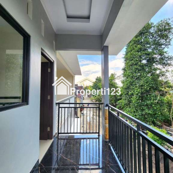 RUMAH MODERN 2LT DIJUAL DI MAGUWOHARJO, DEKAT RING ROAD UTARA - 10