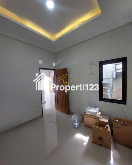 RUMAH ELEGAN SIAP HUNI VIEW PEDESAAN, STRATEGIS - 5