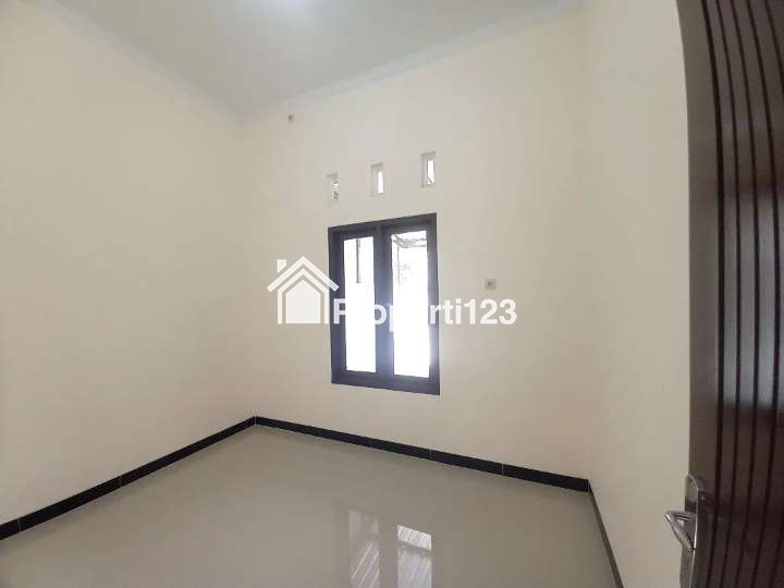 DIJUAL RUMAH CANTIK PALING LARIS DEKAT EXIT TOL MAGUWOHARJO DI SLEMAN - 6