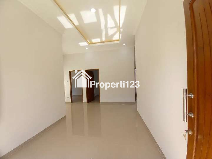 DIJUAL RUMAH CANTIK DESAIN MODERN DI NGEMPLAK DEKAT SD MODEL SLEMAN! - 4