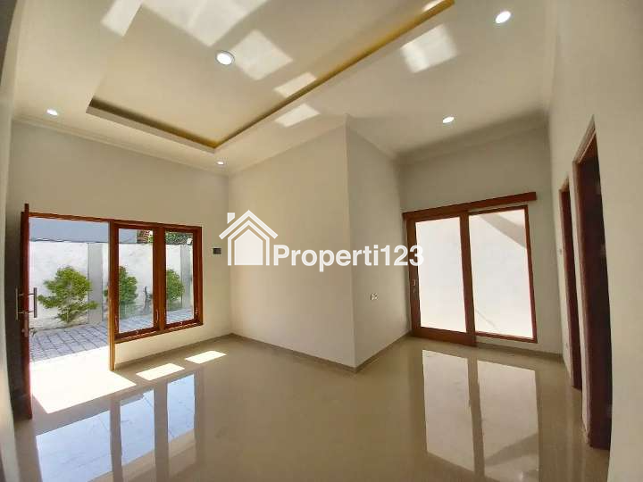 DIJUAL RUMAH CANTIK DESAIN MODERN DI NGEMPLAK DEKAT SD MODEL SLEMAN! - 5