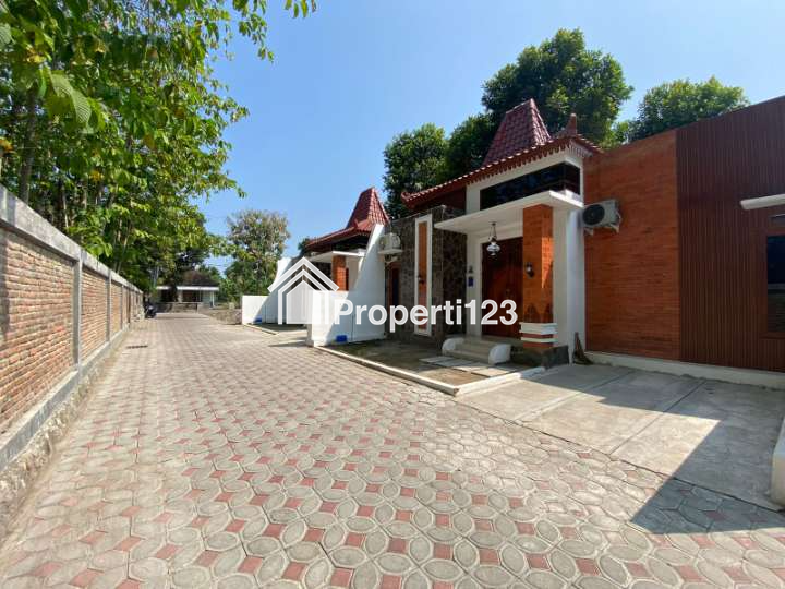 JUAL RUMAH JOGLO MODERN DEPAN HOTEL GALUH PRAMBANAN - 2